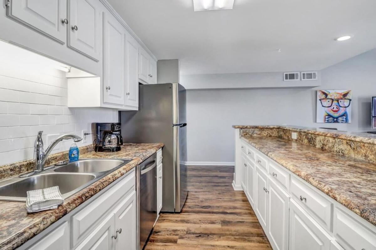 Eagle'S Landing Loft-Downtown Above Bull & Barrel Apartment Statesboro Bagian luar foto